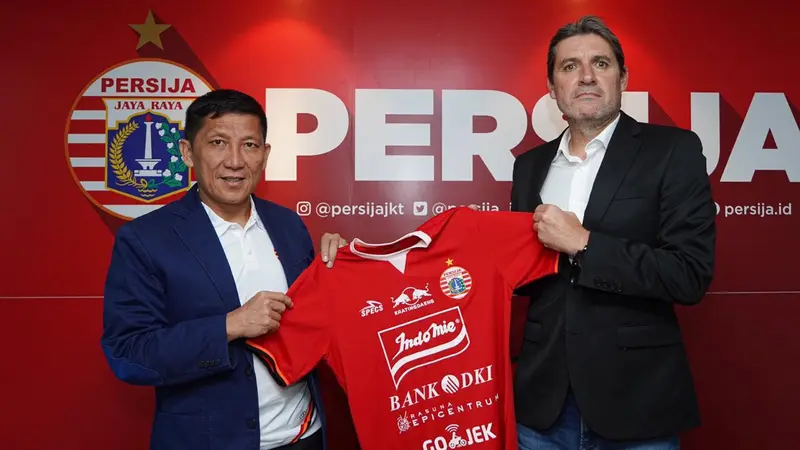 Persija mengumumkan Julio Banuelos Saez sebagai pelatih baru, Sabtu (8/6/2019).