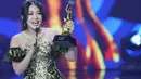 Pencapaian luar biasa dan tak bisa menyembunyikan rasa bangga bisa dinobatkan sebagai Penyanyi Dangdut Wanita Terpopuler di ajang Indonesian Dangdut Awards 2017. Itulah ungkapan pelantun lagu Sayang ini. (Bambang E. Ros/Bintang.com)