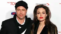 Chris Martin Garap Soundtrack Film Angelina Jolie &amp; Brad Pitt