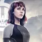 Jena Malone juga menyempatkan diri untuk jalan berduaan dengan sutradara Batman v Superman: Dawn of Justice, Zack Snyder.