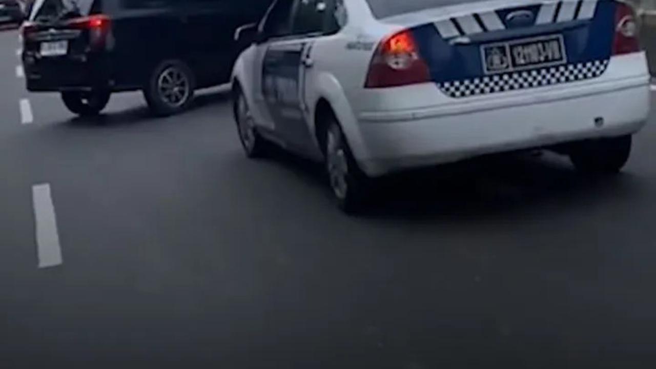 Sopir Mobil Calya Ugal-ugalan di Gunung Sahari Jakpus, Polisi Temukan Pelat Nomor Beda, Sajam hingga Pistol Mainan