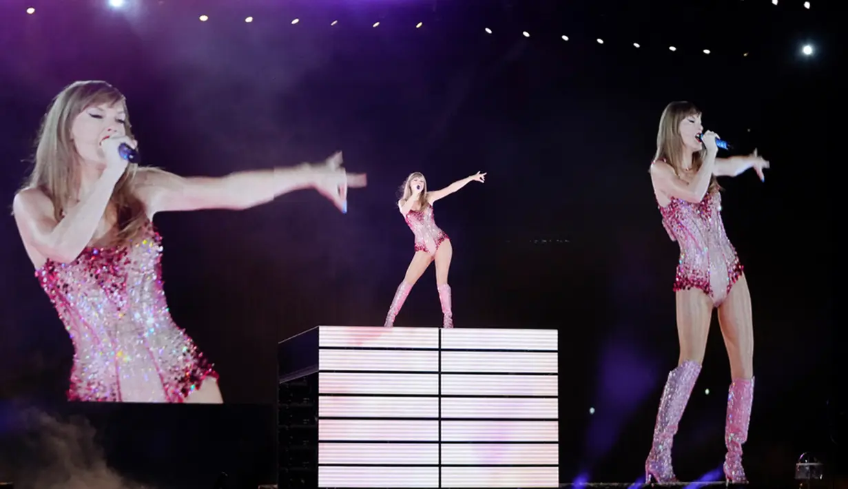 Taylor Swift tampil energik dalam konser tunggalnya tersebut. (AP Photo/Natacha Pisarenko)