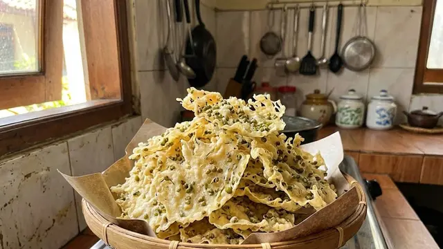 Resep Peyek Kacang Hijau Renyah (Sumber: gemini.com)
