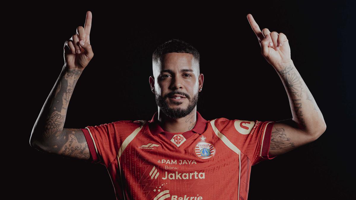 Persija Jakarta Resmi Rekrut Emaxwell Souza: Berasal dari Brasil, Dibeli dengan Harga Rp5,8 Miliar?