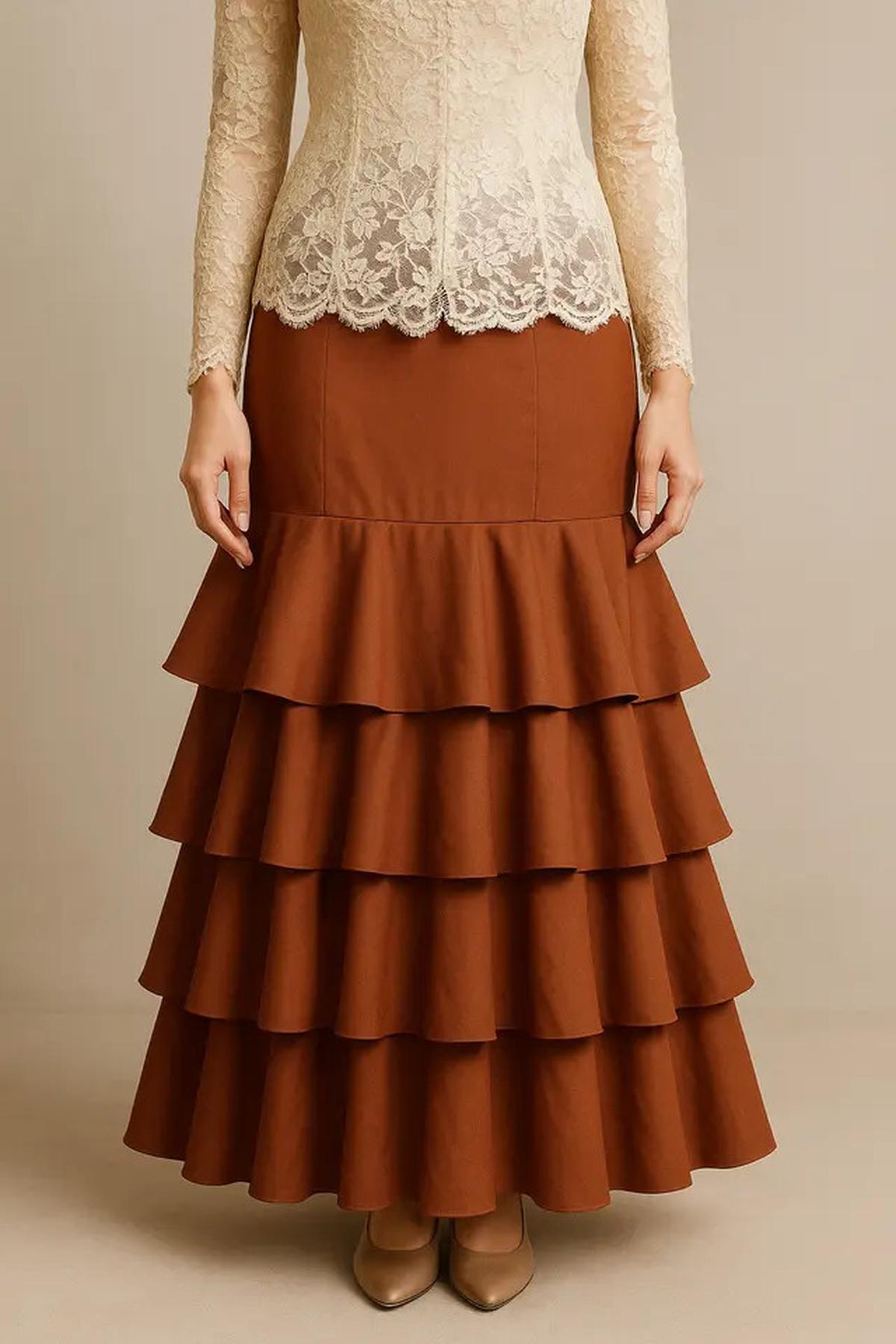 7 Model Bawahan Kebaya Brokat yang Timeless, Cocok Dipakai Seumur Hidup