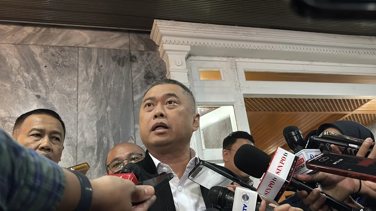 Menteri Perhubungan Dudy Purwagandhi