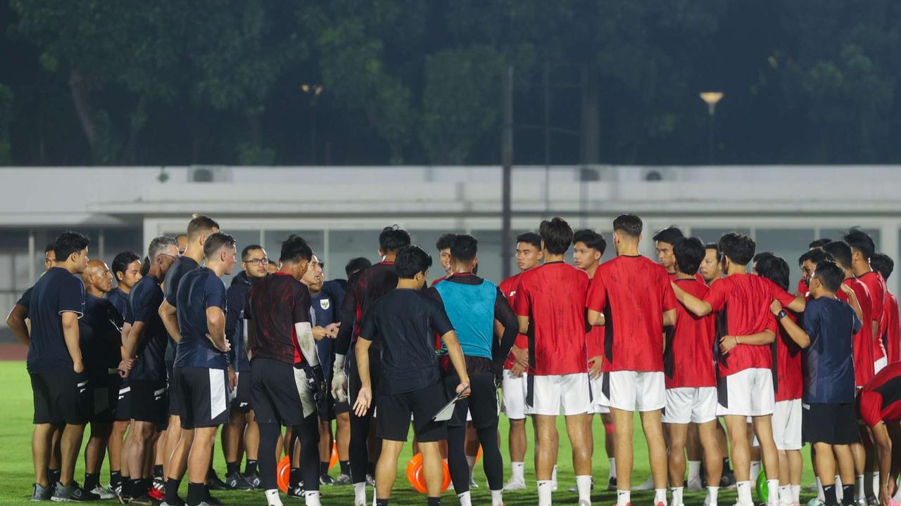 Latihan Timnas Indonesia U-23 jelang hadapi Filipina di Piala AFF U-23