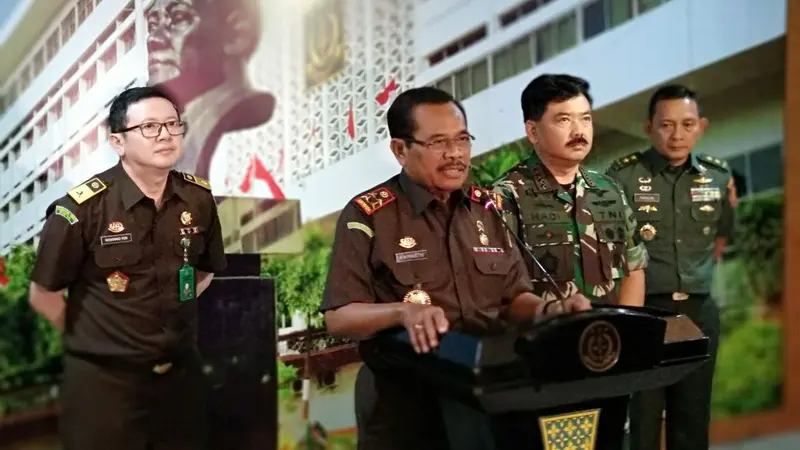 Jaksa Agung M Prasetyo dan Panglima TNI Marsekal Hadi Tjahjanto