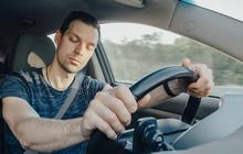 Cara Mencegah Microsleep Saat Berkendara Jarak Jauh