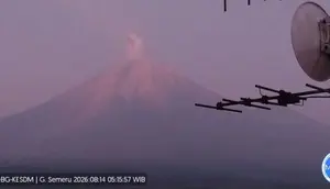 Semeru Kembali Erupsi, 8 Letusan Terjadi dalam 6 Jam