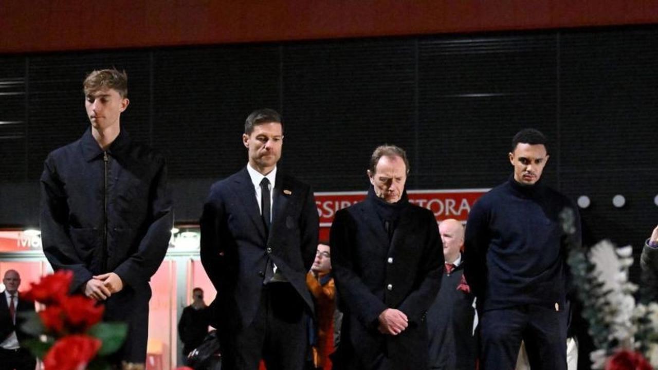 Momen Haru: Trent Alexander-Arnold Hormati Diogo Jota di Anfield, Kenang Persahabatan Mantan Rekan Setim Liverpool