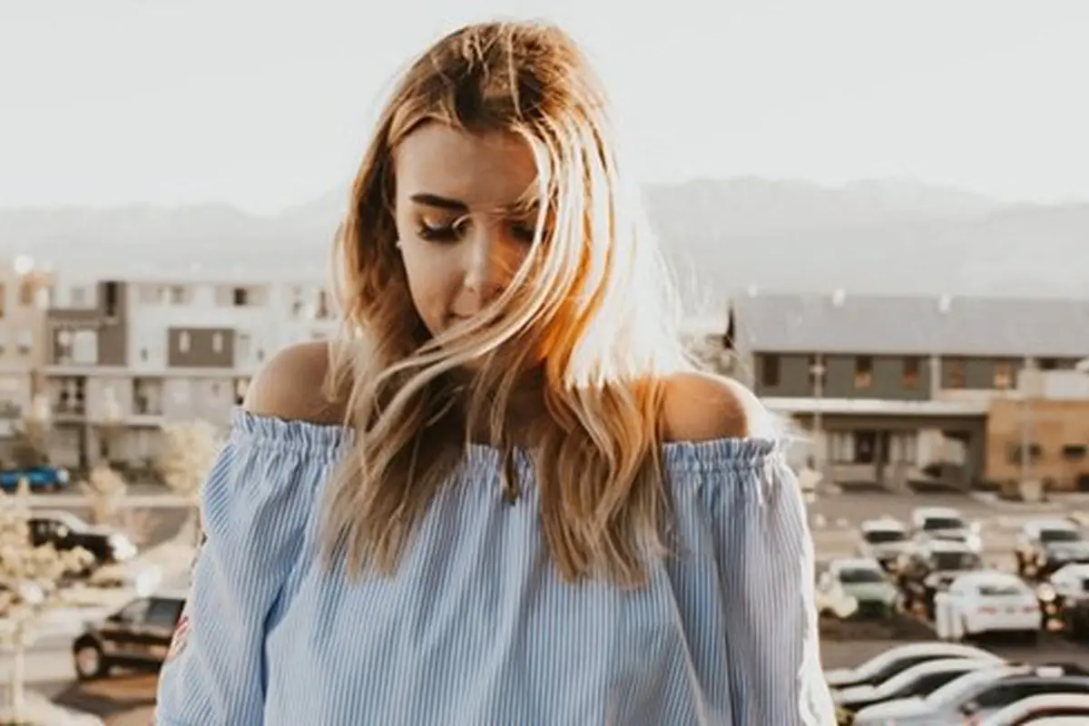 Zodiak diam di luar/copyright Unsplash.com/Becca Tarter