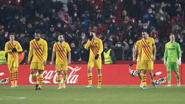 Foto: Kartu Merah Gavi Buat Barcelona Gagal Menang di Kandang Granada dalam Lanjutan Liga Spnyol 2021 / 2022