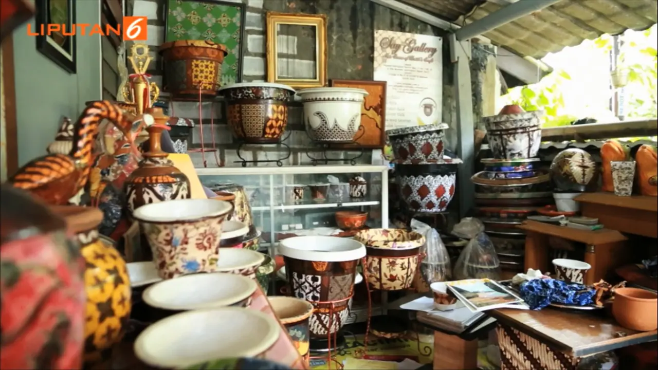 Say Gallery, Menghias Laba dari Pot Cantik Pot Batik