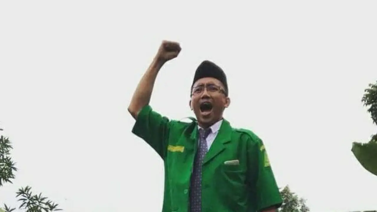Ketua Pimpinan Pusat GP Ansor KH Luthfi Thomafi