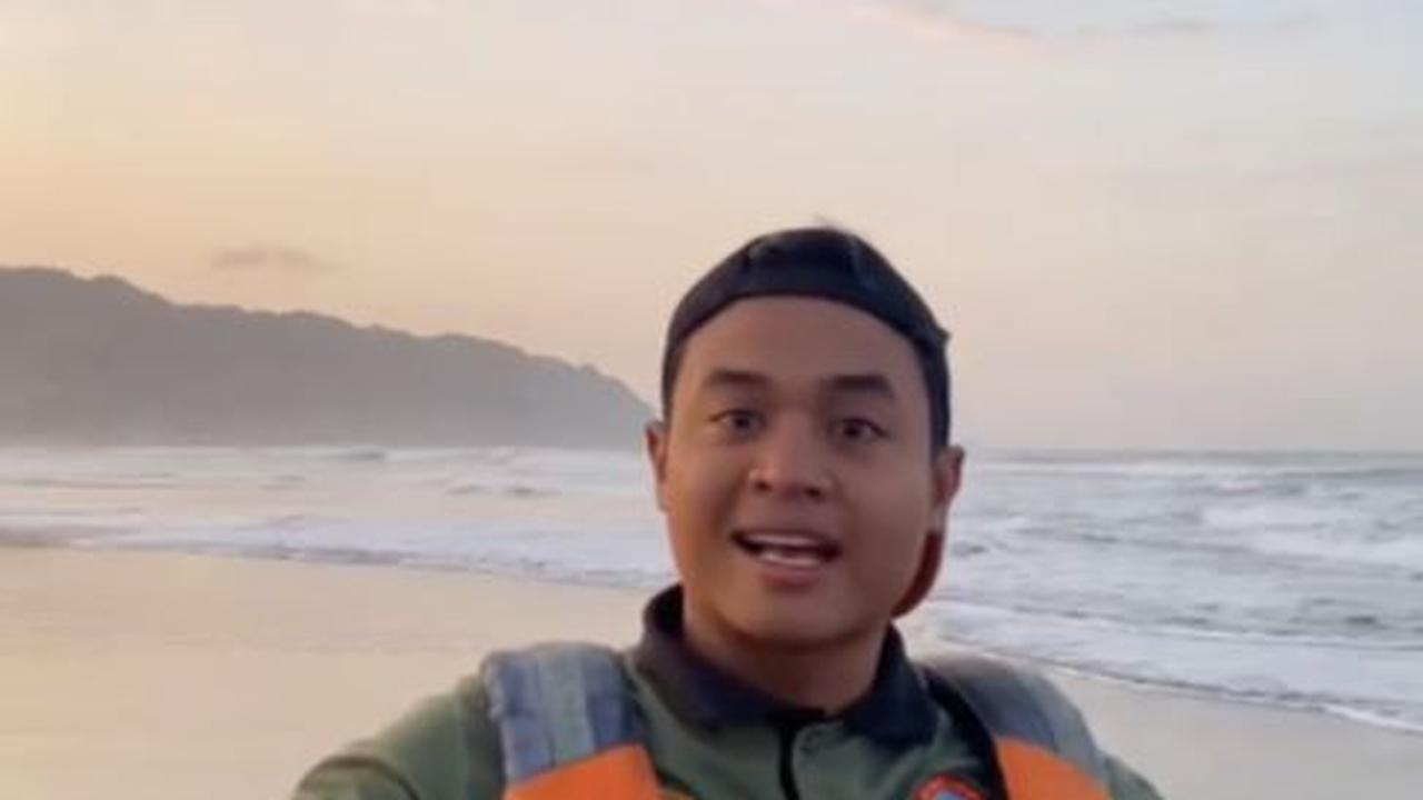 Pakaian Hijau menyulitkan Petugas saat Evakuasi<br>