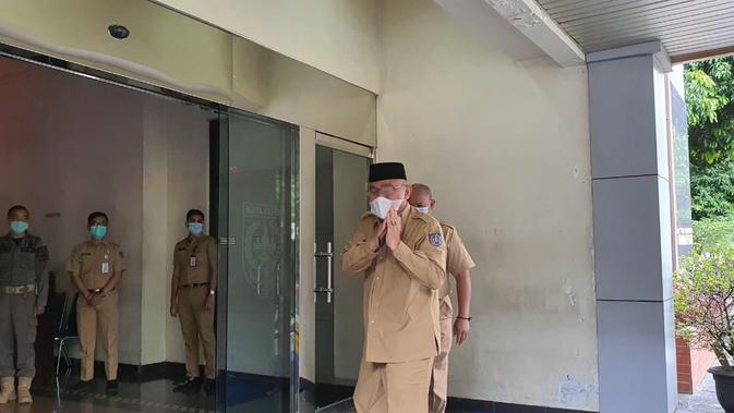 Wali Kota Depok, Mohammad Idris mulai bekerja kembali di Balai Kota Depok, Senin (7/12/2020). (Foto:Liputan6/Dicky Agung Prihanto)