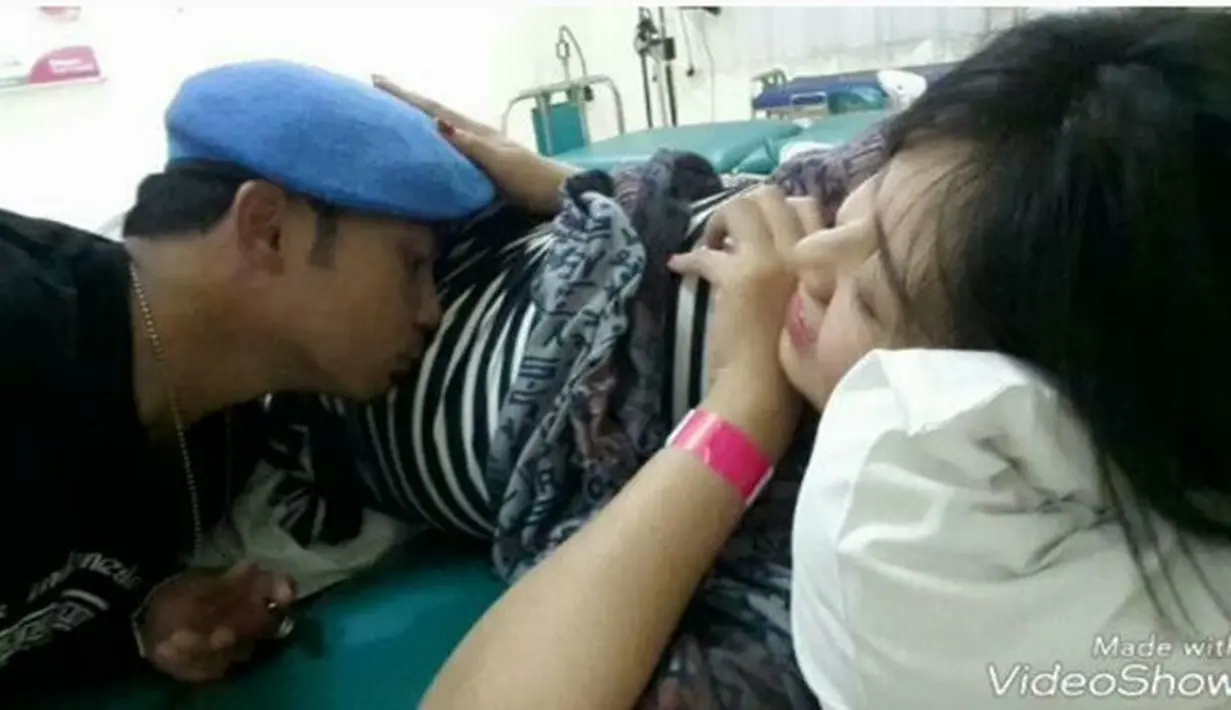 Dalam foto yang diunggah pada 23 Juli, nampak pemeran dan presenter Yama Carlos hubungannya membaik. Dalam foto bersama dengan istri dan anaknya, Yama menuliskan keterangan terkait adanya orang yang ingin rumah tangganya hancur. (Instagram/yamacarlos7)