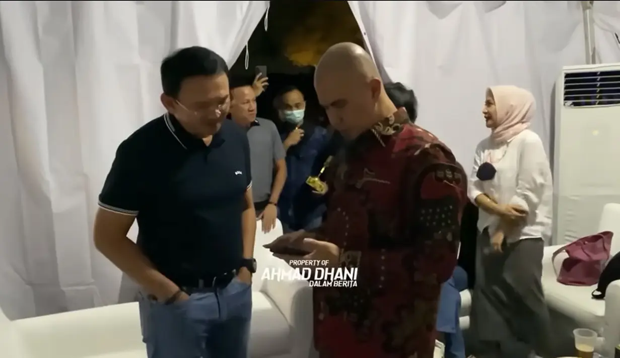 [Youtube/AHMAD DHANI DALAM BERITA]