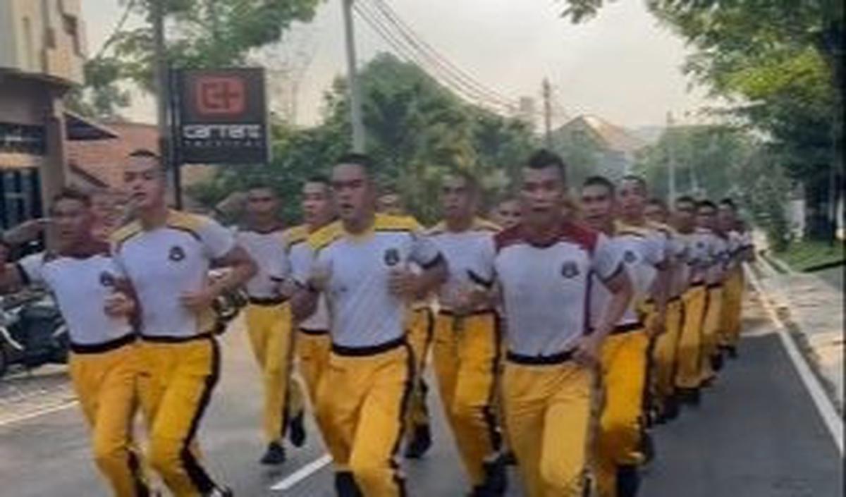 Dengan memiliki stamina yang baik, para taruna bisa menghadapi berbagai masalah di lapangan sebagai polisi.
