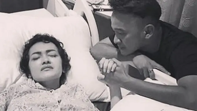 [Bintang] Julia Perez