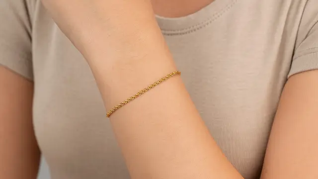 Rekomendasi Gelang Emas 24 Karat 1 Mayam Minimalis dan Stylish 2025,Cocok untuk Penggunaan Harian dan Investasi