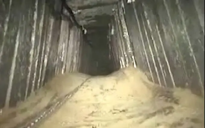 Sebuah terowongan telah dibom oleh jet Israel pada 13 Januari 2018. (IDF)