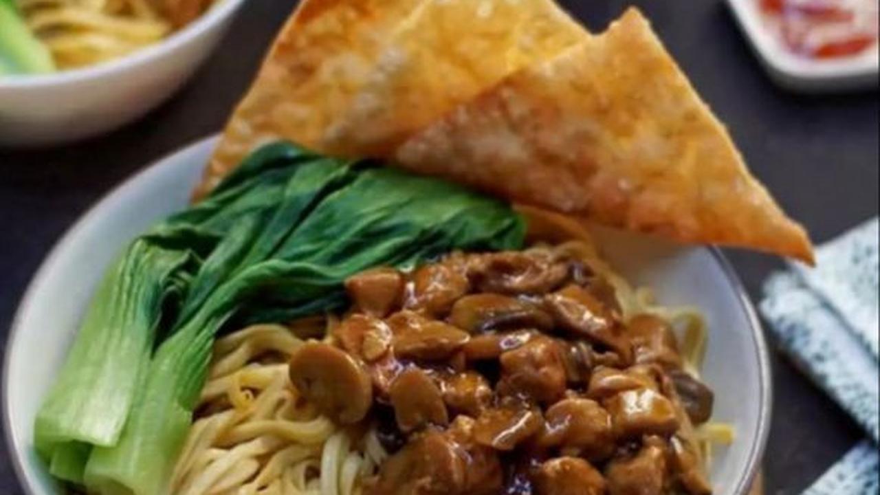 4. Resep Bumbu Ayam untuk Mie Ayam & Jamur<br>