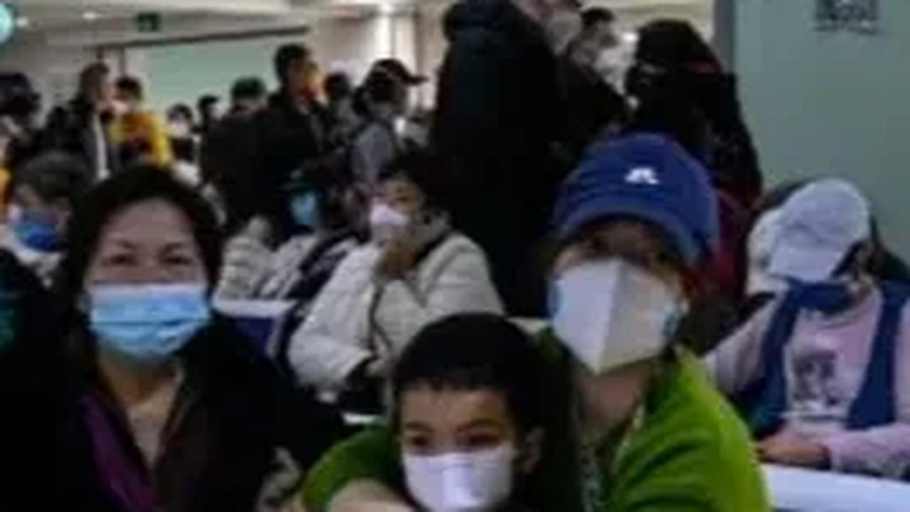 Ada Kasus Pneumonia, Sandiaga Uno Bakal Evaluasi Turis China yang Masuk Indonesia