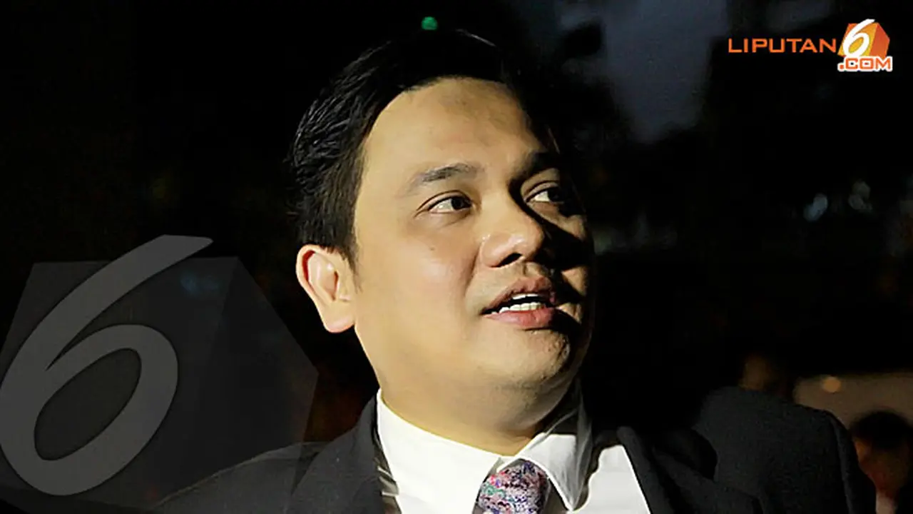 farhat-abas-130717b.jpg