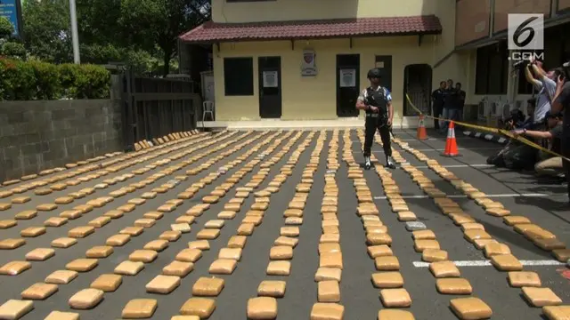 VIDEO: Ungkap Ganja 1 Juta Ton, Kapolda Beri Hadiah Ini