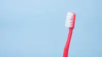 Jangan sepelekan, ini alasan mengapa sikat gigi wajib diganti secara teratur. Foto: unsplash - alex