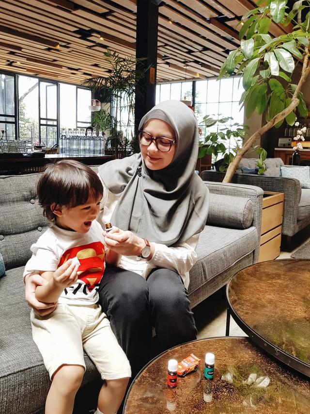 [Bintang] Revalina S Temat