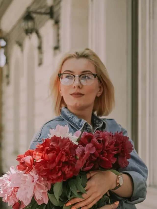 Arti Mimpi Rambut Pendek yang Membawa Kabar Baik