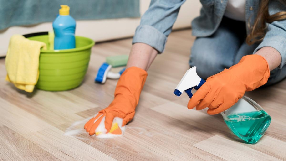 10 Tips Merawat Lantai Kayu agar Tidak Cepat Lapuk, Mudah Dilakukan