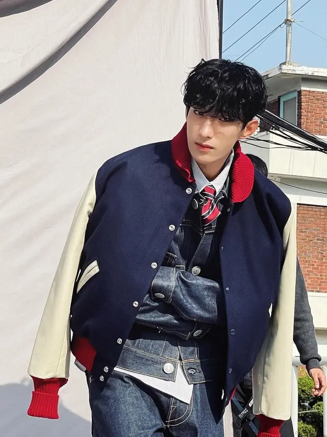 DK SEVENTEEN (Instagram/dk_is_dokyeom)