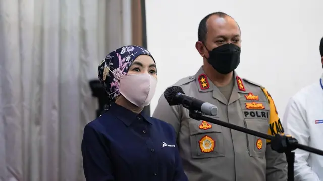 Direktur Utama PT Pertamina (Persero) Nicke Widyawati mengunjungi fasiltas  terminal BBM wilayah Jambi dan Sumatera Selatan. (Dok Pertamina)
