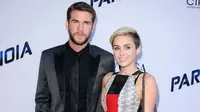 Fakta Dibalik Pernikahan Dian-diam Miley Cyrus dan Liam Hemsworth [foto: Mirror]