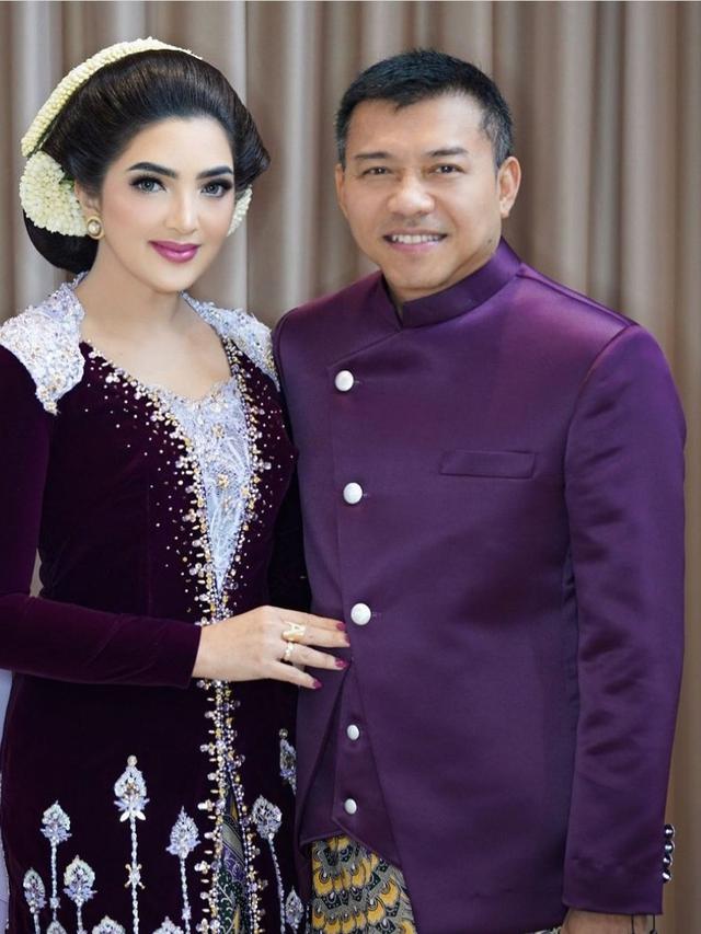 Gaya Ashanty di Acara Mitoni Aurel