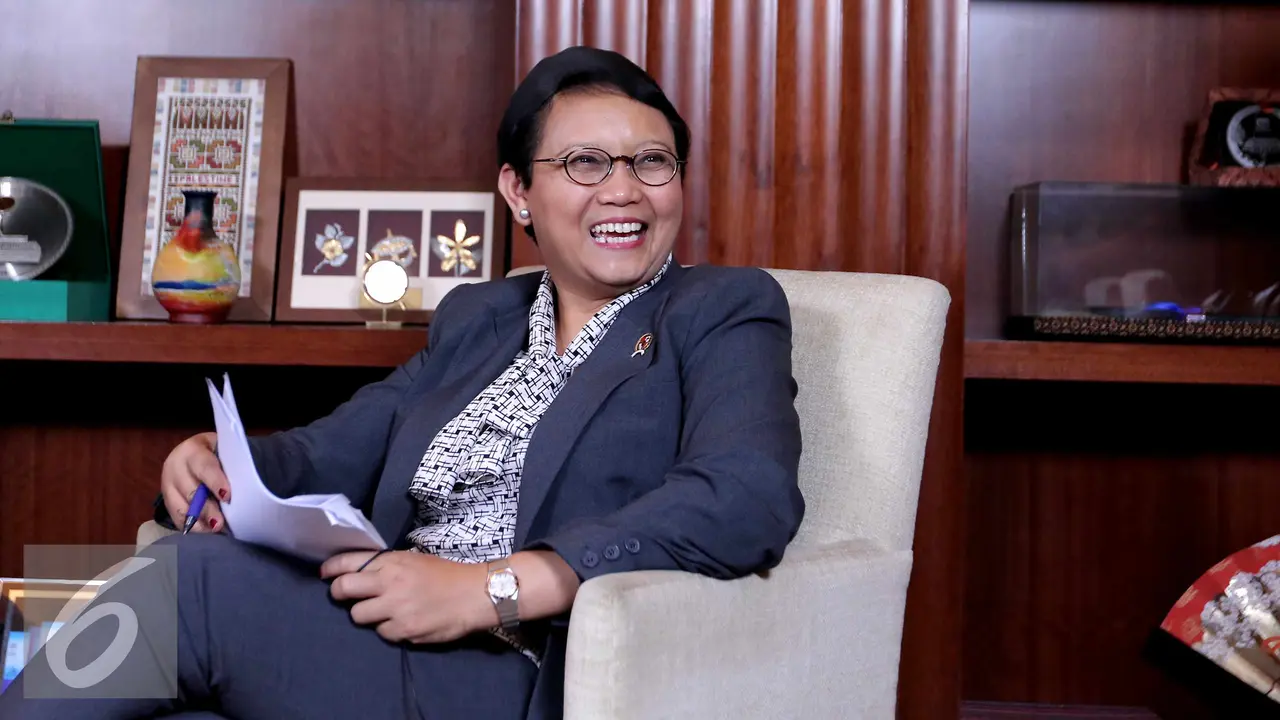 20151012-Wawancara-Khusus-Jakarta-Retno-L.P-Marsudi
