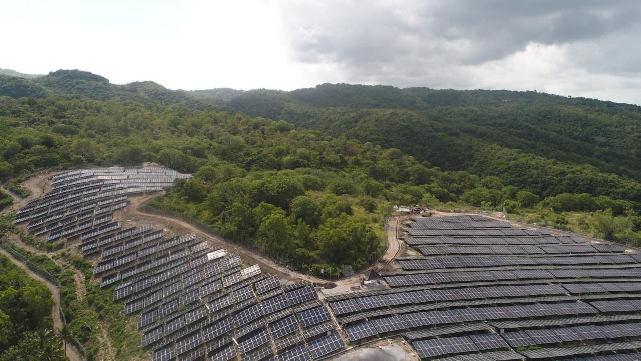 Pembangkit Listrik Tenaga Surya (PLTS) Hybrid Nusa Penida