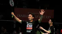 Ganda putra, Mohammad Ahsan/Kevin Sanjaya Sukamuljo, mengantar PB Djarum lolos ke final Djarum Superliga Badminton 2017, Jumat (24/2/2017). (Bola.com/Fahrizal Arnas)