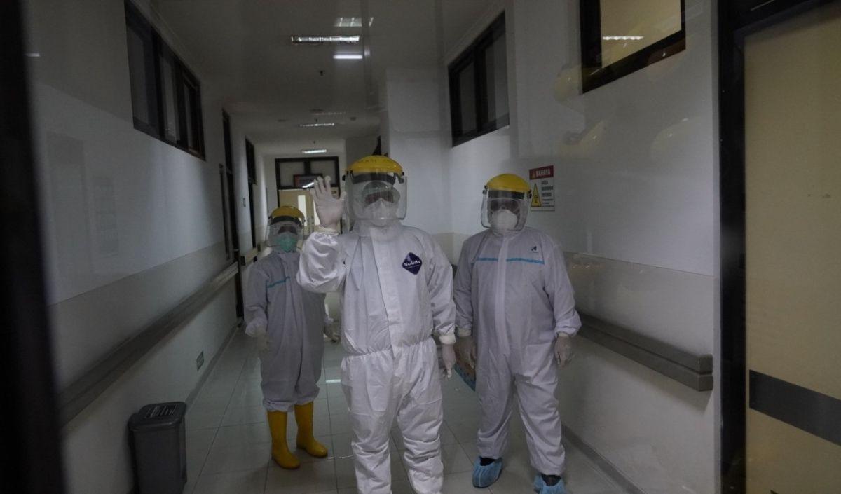 Berdasarkan hasil analisa data, kata Budi, flu singapura bukan varian yang mematikan seperti flu burung.<br>