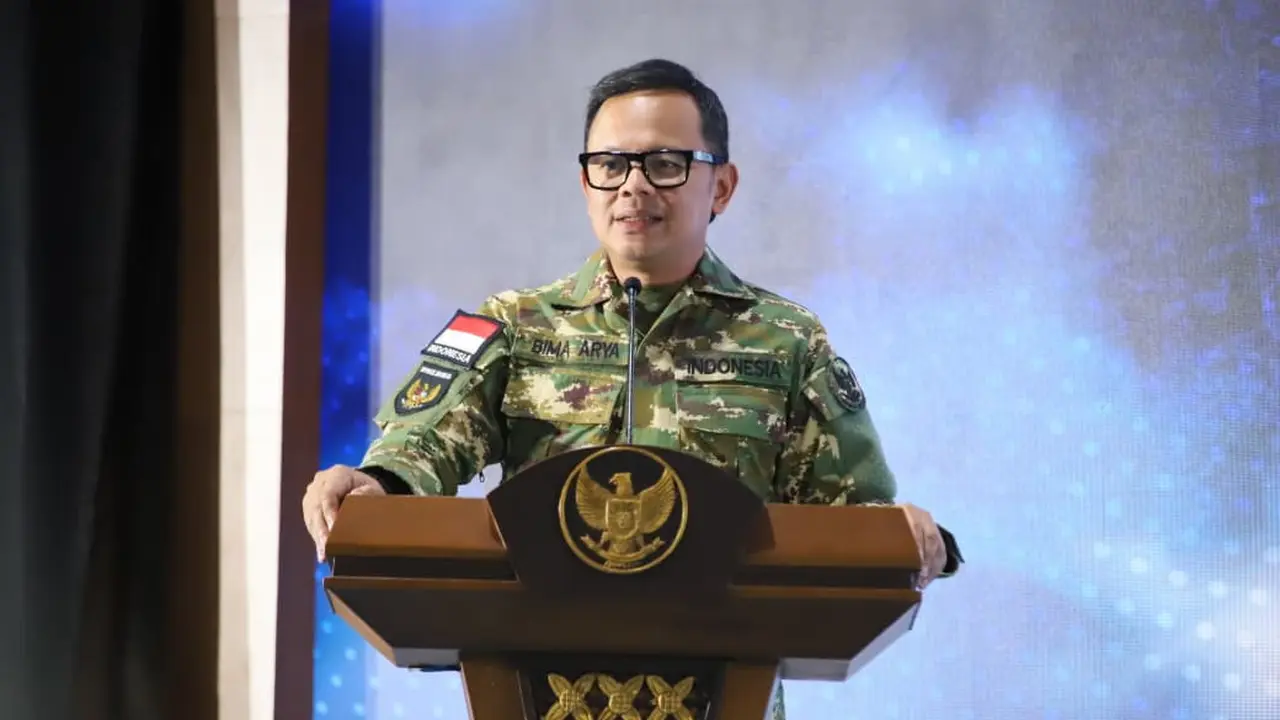 paparan dalam Kursus Pemantapan Pimpinan Daerah Ketua DPRD Seluruh Indonesia di Ruang Sudirman, Akademi Militer (Akmil), Magelang