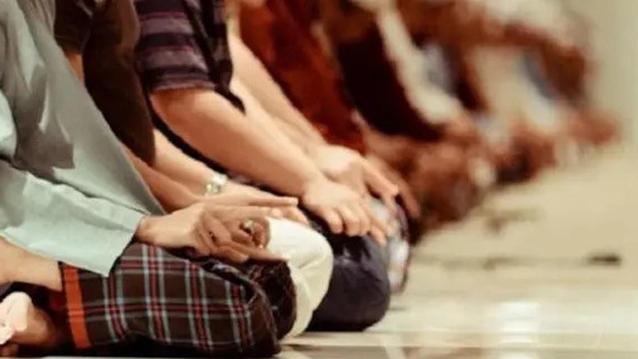 Niat Sholat Tarawih dan Witir Sendiri Maupun Berjamaah dengan Panduan Tata Cara serta Keutamaannya