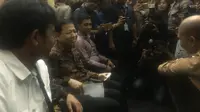 Senyum Setya Novanto Jelang Sidang Kasus E-KTP