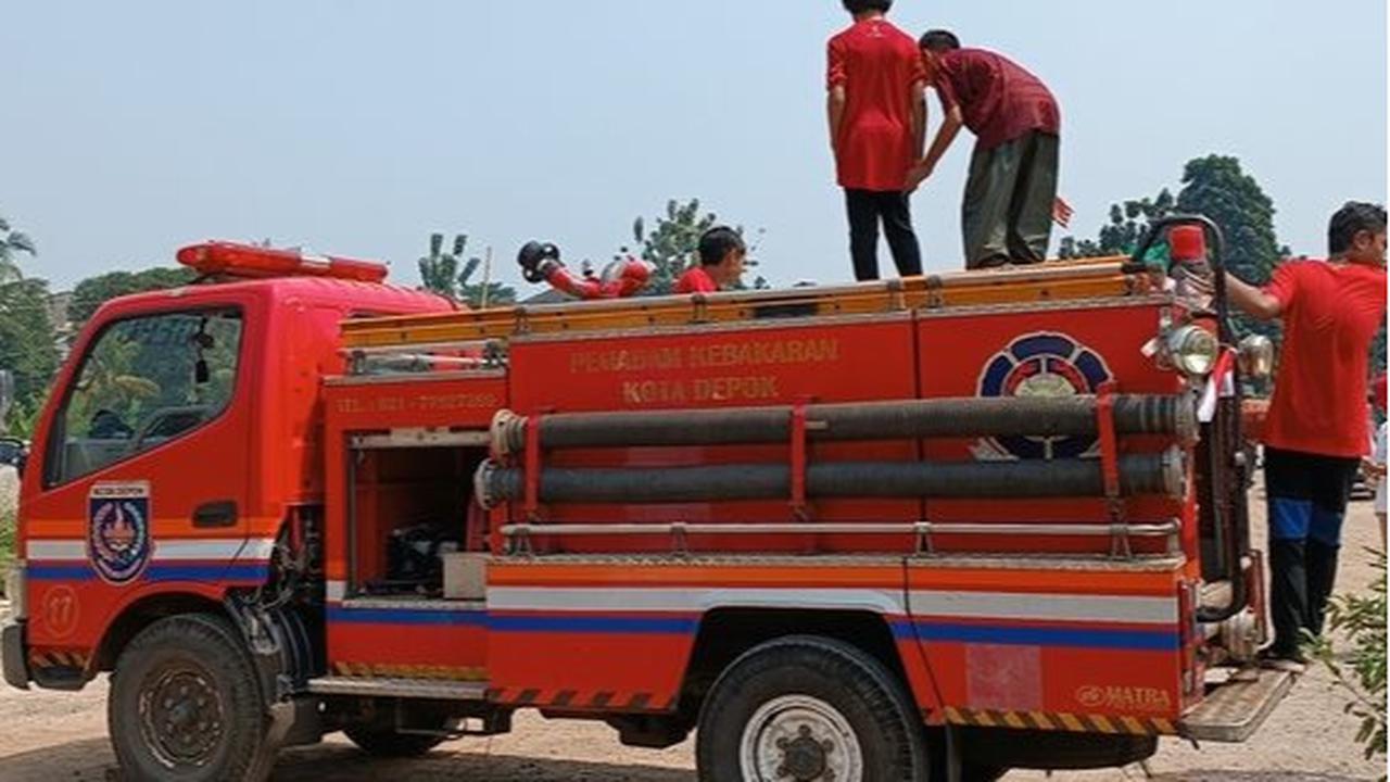 Ironi Petugas Damkar di Depok, Gugur Usai Jinakkan Api Lahap Rumah Potong Ayam