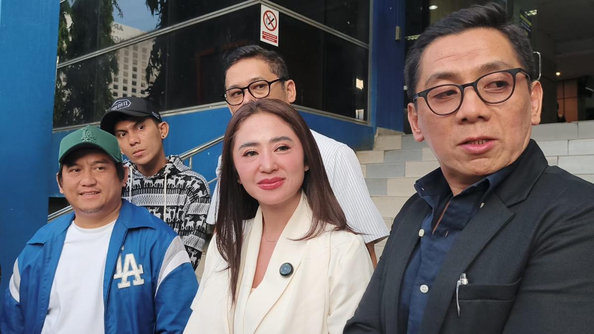 Dewi Perssik Tempuh Jalur Hukum, Laporkan Dugaan Manipulasi Data ke Polda Metro Jaya