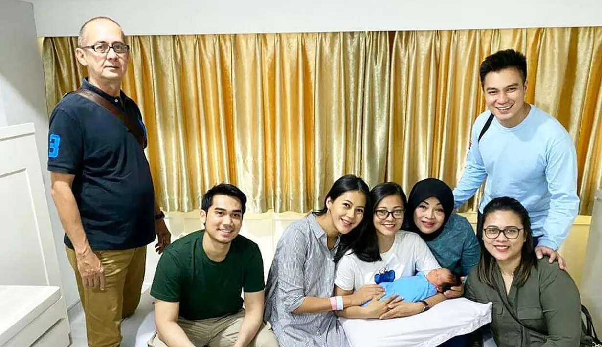 Paula Verhoeven dan Baim Wong (Instagram/kianotigerwong)