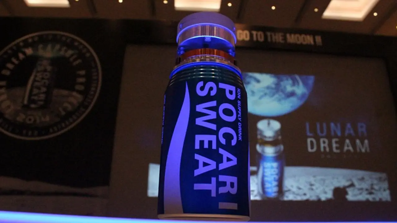 Pocari Sweat jadi Minuman Pertama yang Akan Mendarat di Bulan